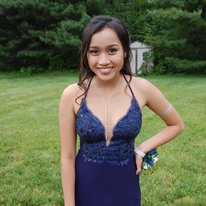 Meet your Posher, Arielle